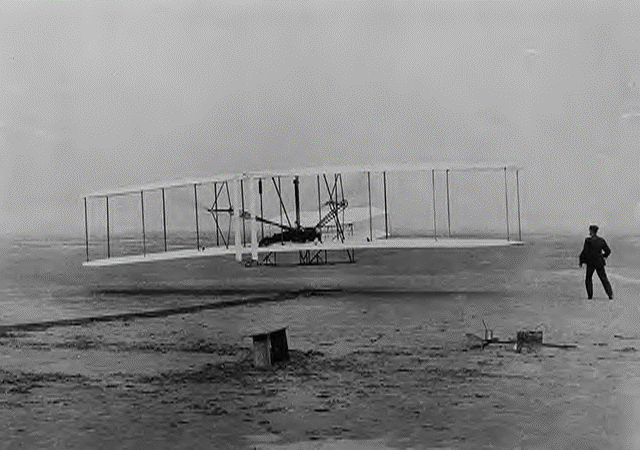 Finally lifting off for flight. (http://www.gravitywarpdrive.com/Wright_Brothers.htm)