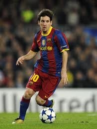 Messi In The Feild! (http://realfootball-club.blogspot.com/2011/06/lionel-messi.html)