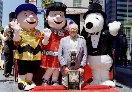 Charles M. Schulz earning a Hollywood Star. (Google (Anonymous))