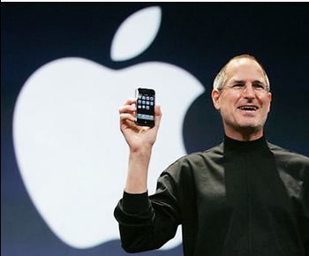 Steve Jobs Introducing the Iphone (http://cdn4.digitaltrends.com/wp-content/uploads/2010/04/steve-jobs-apple-iphone.jpg ())