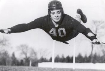 Lombardi playing football in college (www.selectism.com ())
