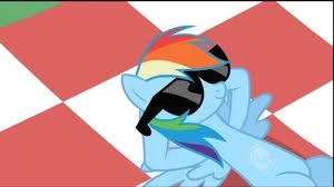 Rainbow Dash wearing her sunglasses.  (minecraftforum.net ())