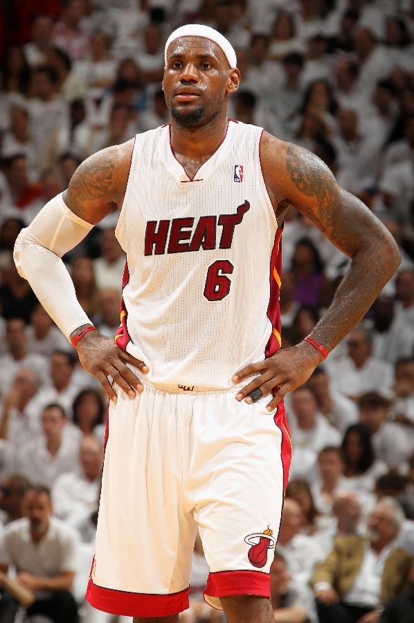 LeBron James (http://a.espncdn.com/combiner/i?img=media%2Fgettyphoto%2F2012%5C04%5C30%5C143612029.jpg&w=598&h=898 ())