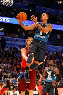 Derrick Rose at the 09-10 All-Star Game (www.flickr.com/photos/audiovisualjunkie/ () ())