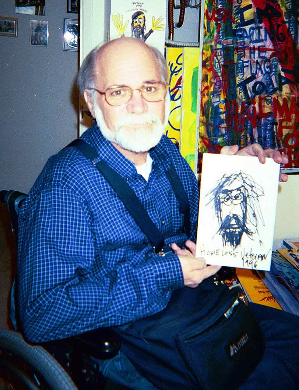 Picture of Ron Kovic with his art 