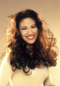 Selena Quintanilla (wikipedia.org)