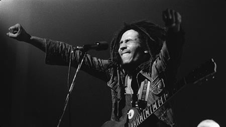 Bob Marley singing in a concert. (http://forthdistrict.com/bob-marley-changed-world/ ())