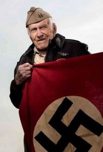  (http://www.hometownheroesradio.com/louis-zamperini ())