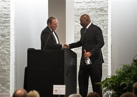 Steve Harvey graduated from Kent State University. (Mississippi State (http://www.msstate.edu/newsroom/article/2015/11/co))