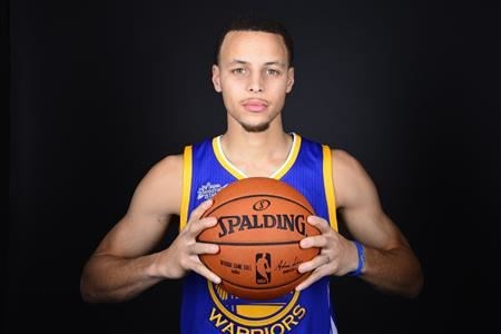 Stephen Curry (Stephen Curry, the top NBA all-star vote-getter, is among the league's elite but seen as more approachable than the "superhuman" mega-stars. (David Dow/NBAE/GETTY IMAGES))