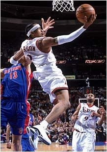 Allen Iverson taking a shot (www.alleniversonlive.com)