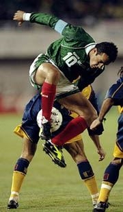  (http://www.abc.net.au/worldcup2002/img/20020510blanco.jpg)