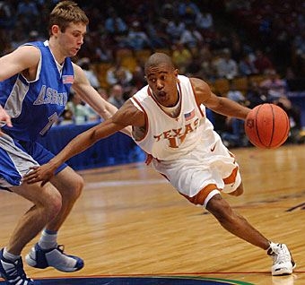 T.J. Ford on Texas (http://www.texassports.com/images/mbbimages/2002_03/012/ford_tj_340_21.jpg)