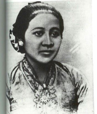 Raden Ajeng Kartini | MY HERO