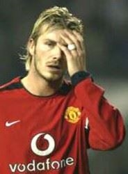 david beckham wearing manchester united uniform (www.davidbeckham.com.ar)