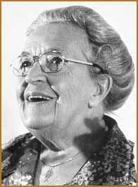 <a href=http://www.radiotheatre.org/images/AUTHOR_CorrieTenBoom.jpg>Corrie was always trying to smile</a>