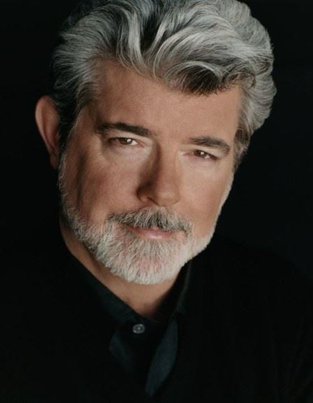 <a href=http://vegasartscorner.com/images/GeorgeLucas.JPG>George Lucas at a photoshoot</a>
