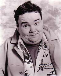 <a href=http://www.funnyboneusa.com/performers/images/JohnPinette_sm.jpg>John Pinette</a href>