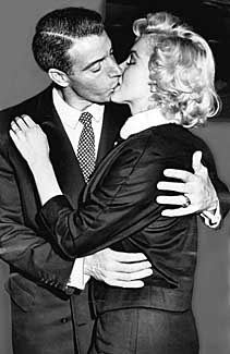 Joe DiMaggio with second wife Marilyn Monroe (http://en.wikipedia.org/wiki/Joe_DiMaggio)