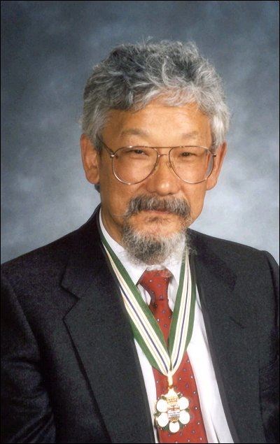 Pic of  David Suzuki (http://www.protocol.gov.bc.ca/protocol/prgs/obc/1995/1995_DSuzuki.jpg)