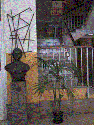 Bust of Teresa Gullace by Ugo Attardi (Photo by N. Marta)