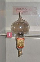 Thomas Edison's First working incandescent lightb (http://upload.wikimedia.org/wikipedia/commons/7/76/Edison_bulb.jpg)