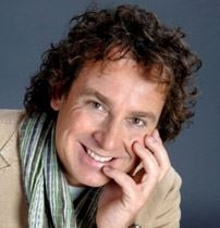 Marco Borsato <br>(http://www.highprofile.nl/images/dynamic/highlight/marco_borsato_site.jpg)