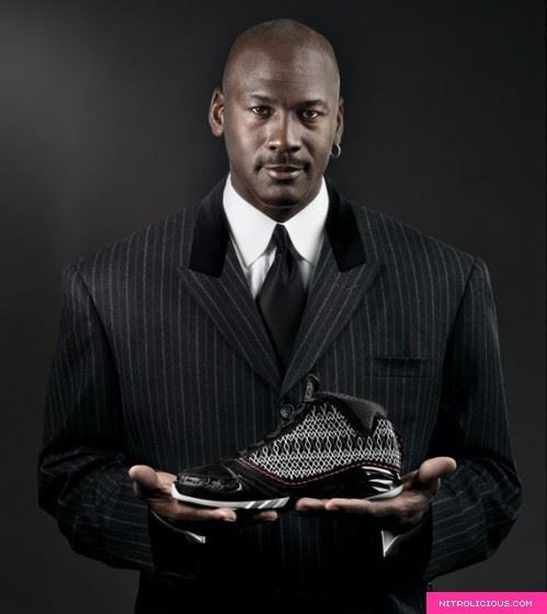  (http://www.nitrolicious.com/blog/wp-content/uploads/2008/01/michael-jordan-xx3.jpg)