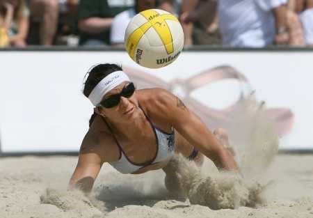 Misty diving for the volleyball. (http://www.tampabay.com)