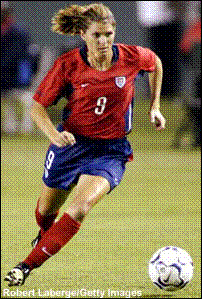 Mia Hamm (http://legacydirect.files.wordpress.com/2009/01/mia-hamm.jpg)