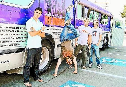 left to right ( Ben, Dave, Duncan, Jonnie) (www.fuel.tv/Shantisos/photos/view/5884)