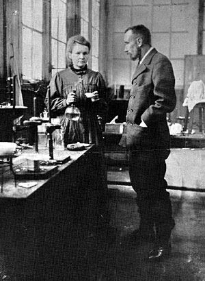  (http://www.atomicarchive.com/Images/bio/B18.jpg)