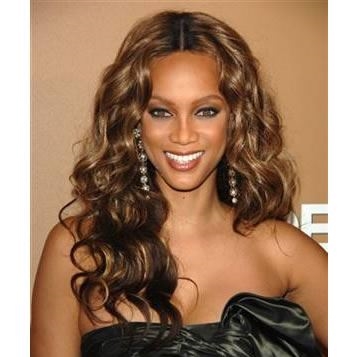 This is Tyra Banks  (http://www.realistichair.com/store/images/TyraBanks1.jpg)