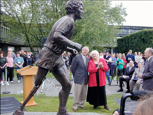Terry Fox Statue (http://www.sfu.ca/terryfox/images/statue.gif)