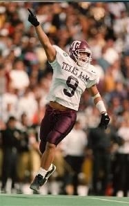 Dat in his Texas A&M days. (http://www.vietopia.com/dat-tan-nguyen-profile/)