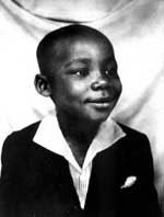 MLK as a child. (http://joecrubaugh.com/blog/wp-content/uploads/2007/04/MartinLutherKingJr01.jpg)