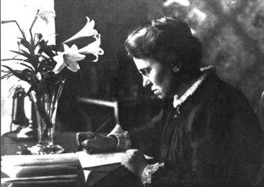 Goldman at her desk (http://2.bp.blogspot.com/_CBQ4u_Uuc2o/Sgdmbk0Cu3I/AAAAAAAAAV0/wekFTOu-9QI/s400/emma_goldman_3.jpg)