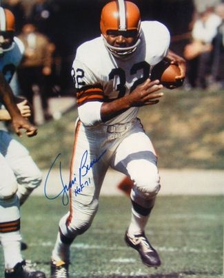 Jim getting by a defense player. (Google images)