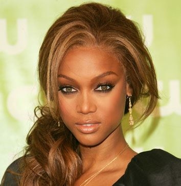  (http://static.tvfanatic.com/images/gallery/tyra-banks.jpg)