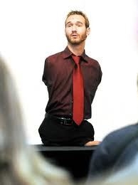 Nick speaking for a crowd (amsvans.com)