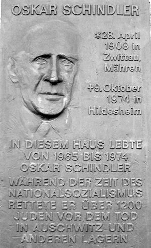  (http://www.harrimantravelbooks.com/Frankfurt_3_Sights.html)