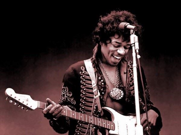 This is The Guitar God At Work. (http://www.beembee.com/2010/jimi-hendrix-10-fascinating-facts)