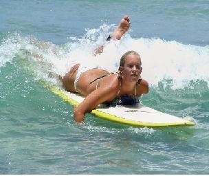 Hamilton is determined to paddle with one arm. (http://nlrbrrhn.co.cc/?s=sF02w5jKyjHqst0cW%2BxIuzF%2BAhe3UHr9aMIeRbBj1q8m3jgpTaPjo5VzZDBqBl5S0w%3D%3D)