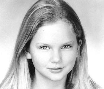 Taylor as a kid (katiesfanclub.webs.com)