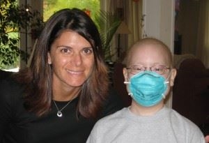 Mia Hamm helping bone marrow patients. (http://secufamilyhouse.org/wp-content/uploads/2010/11/MiaVictor-300x205.jpg)
