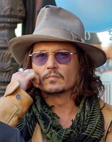 Johnny Depp in April 2011 (http://en.wikipedia.org/wiki/Johnny_Depp)