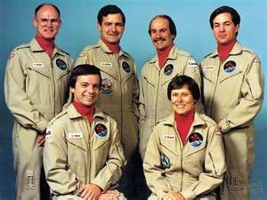 Dr. Bondar and her team (Canadian Space Agency ())