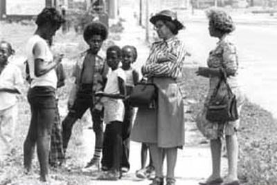 Rosa Parks talking to young people. (http://www.achievement.org (Andrew Sacks))