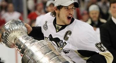 Winning Stanley Cup (kevinneeld.com ())