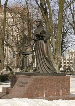Monument to Evfrosinya of Polotsk (http://belarustourism.by/people/efrosinya-polotska)